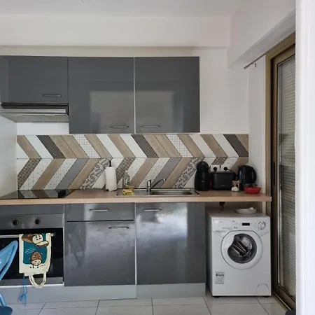 Le Carla 2 Personne Apartment *